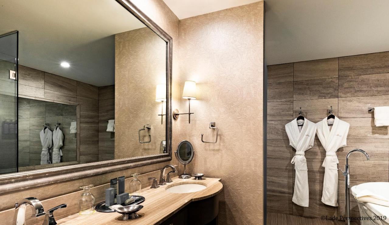 La Banque Hotel Homewood المظهر الخارجي الصورة