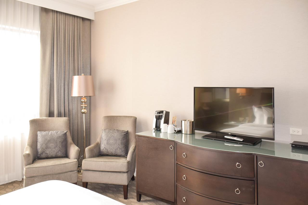 La Banque Hotel Homewood المظهر الخارجي الصورة