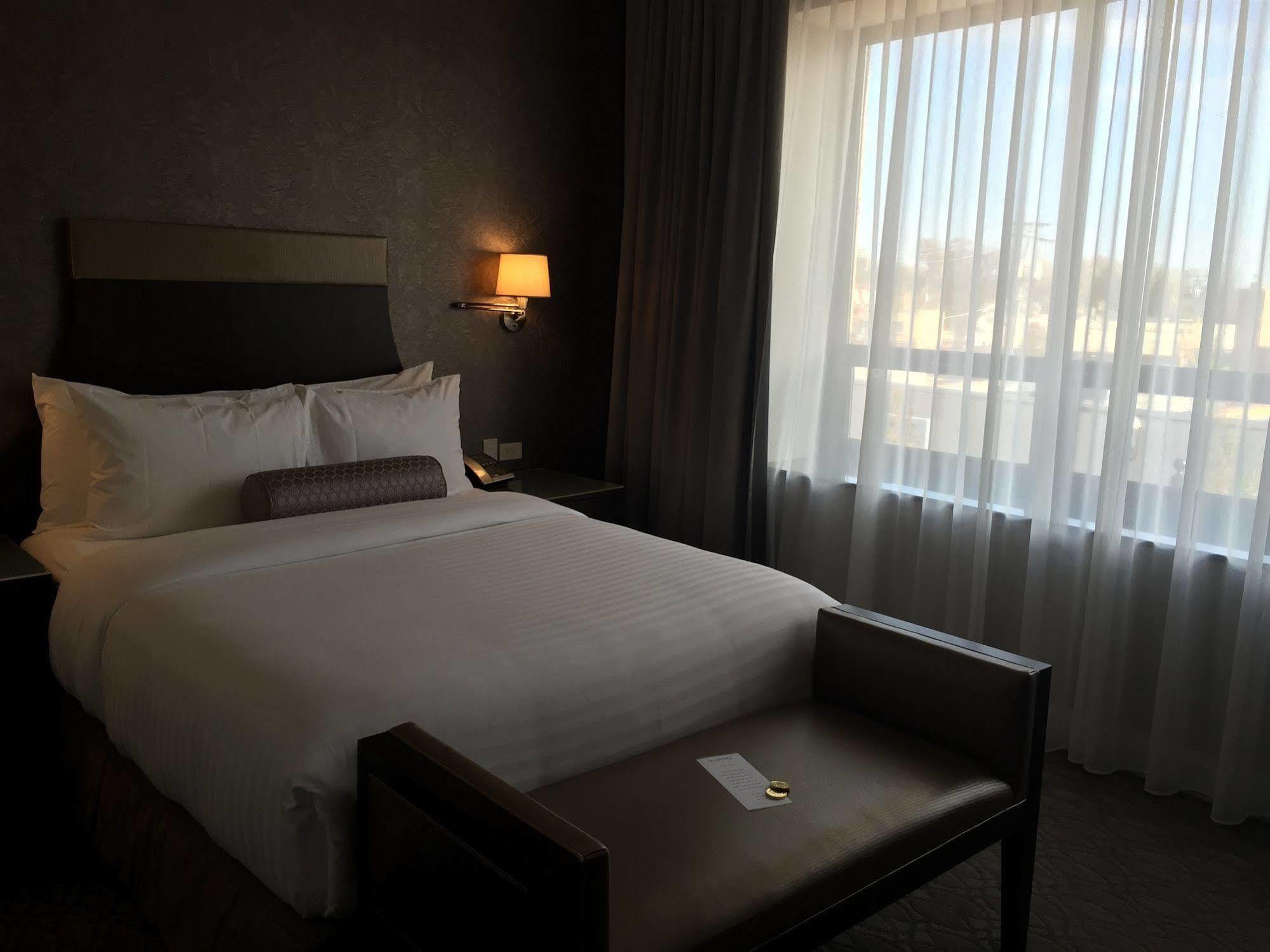 La Banque Hotel Homewood المظهر الخارجي الصورة