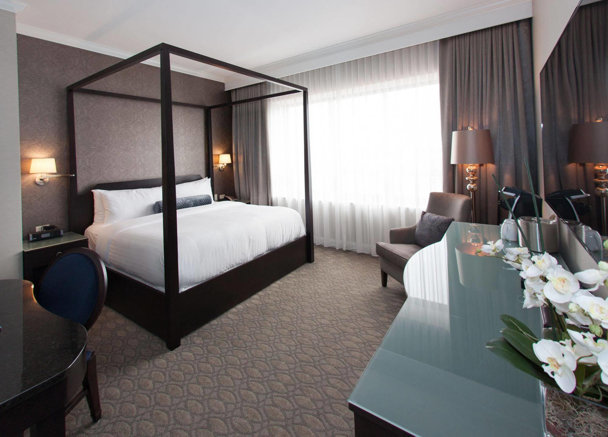 La Banque Hotel Homewood المظهر الخارجي الصورة