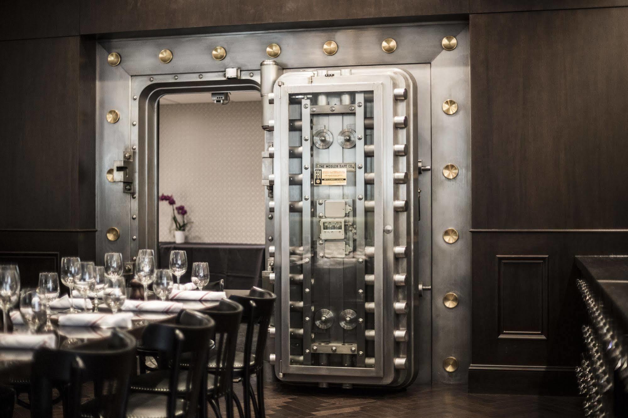 La Banque Hotel Homewood المظهر الخارجي الصورة