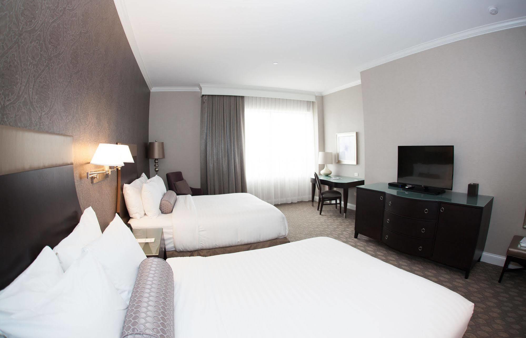 La Banque Hotel Homewood المظهر الخارجي الصورة